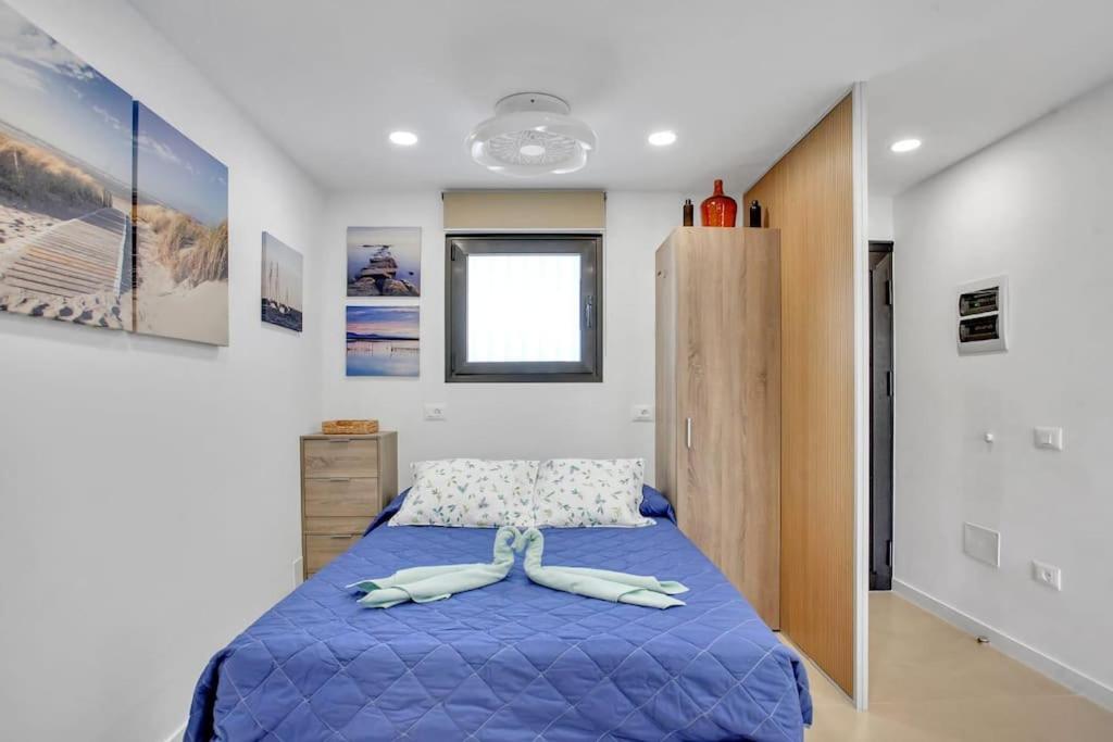 Studio In Torres Del Sol Griffin Near The Beach Arona  Exterior photo